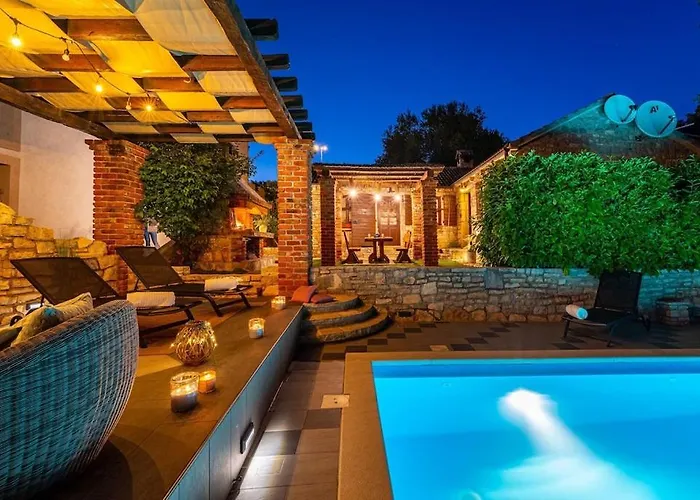 Gora Вилла Поседарье